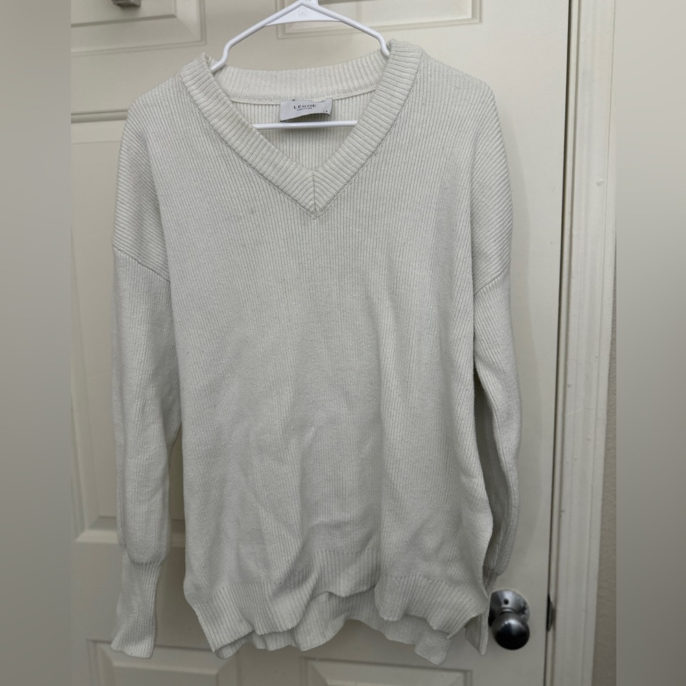 Legoe Heritage Ribbed V-Neck Sweater